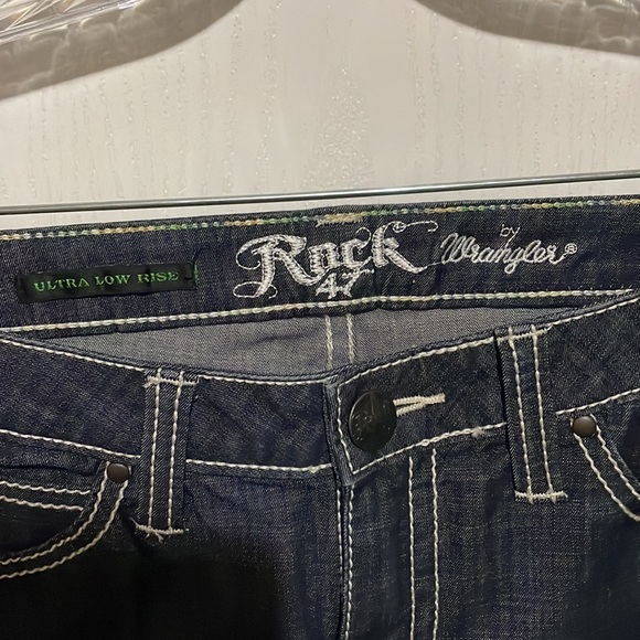 Wrangler Rock 47 Crochet Trim Western Denim Skirt - Picture 3 of 9